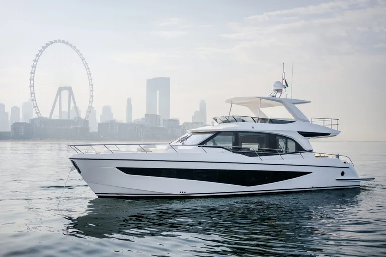 Gulf Craft Majesty 65
