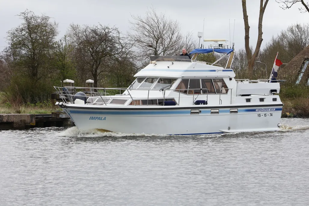 Neptunus 133 Flybridge d'occasion - photo 1