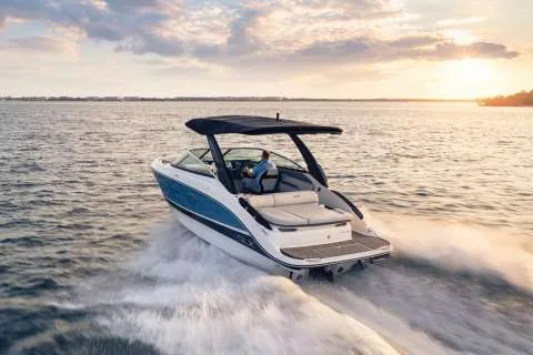 Sea Ray SLX 260 Europe used - photo 1