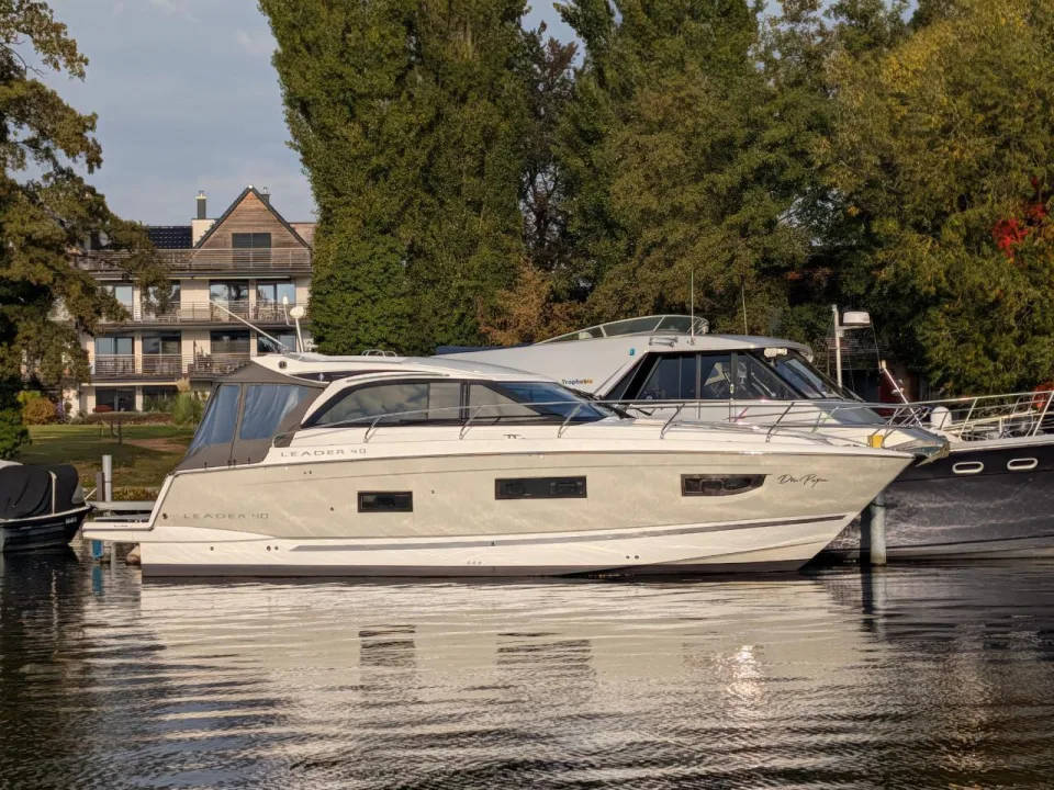 Jeanneau Leader 40 used - photo 1