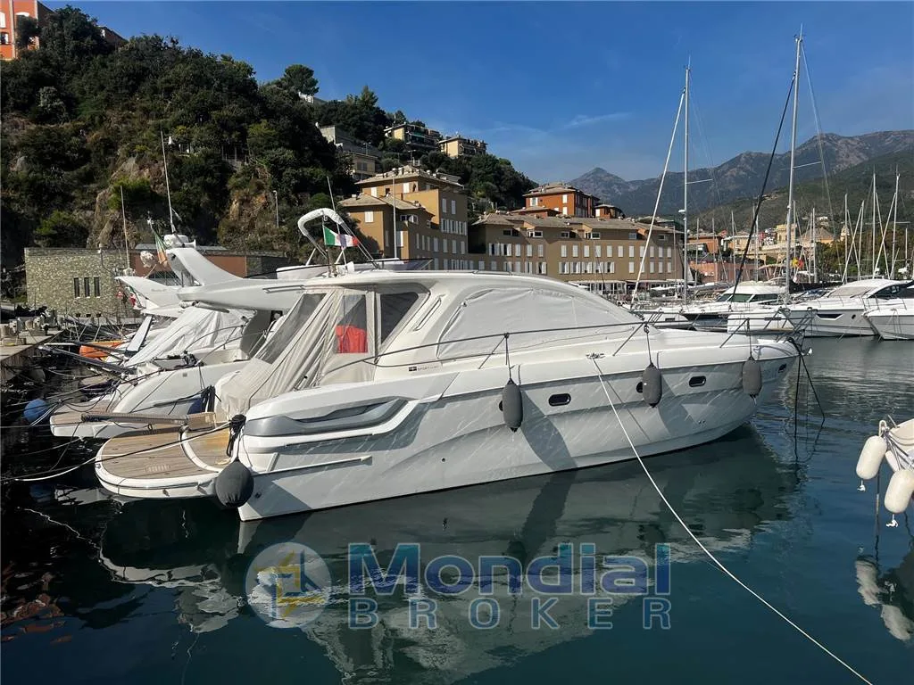 Bavaria Yachts 43 HT BAVARIA usato - foto 1