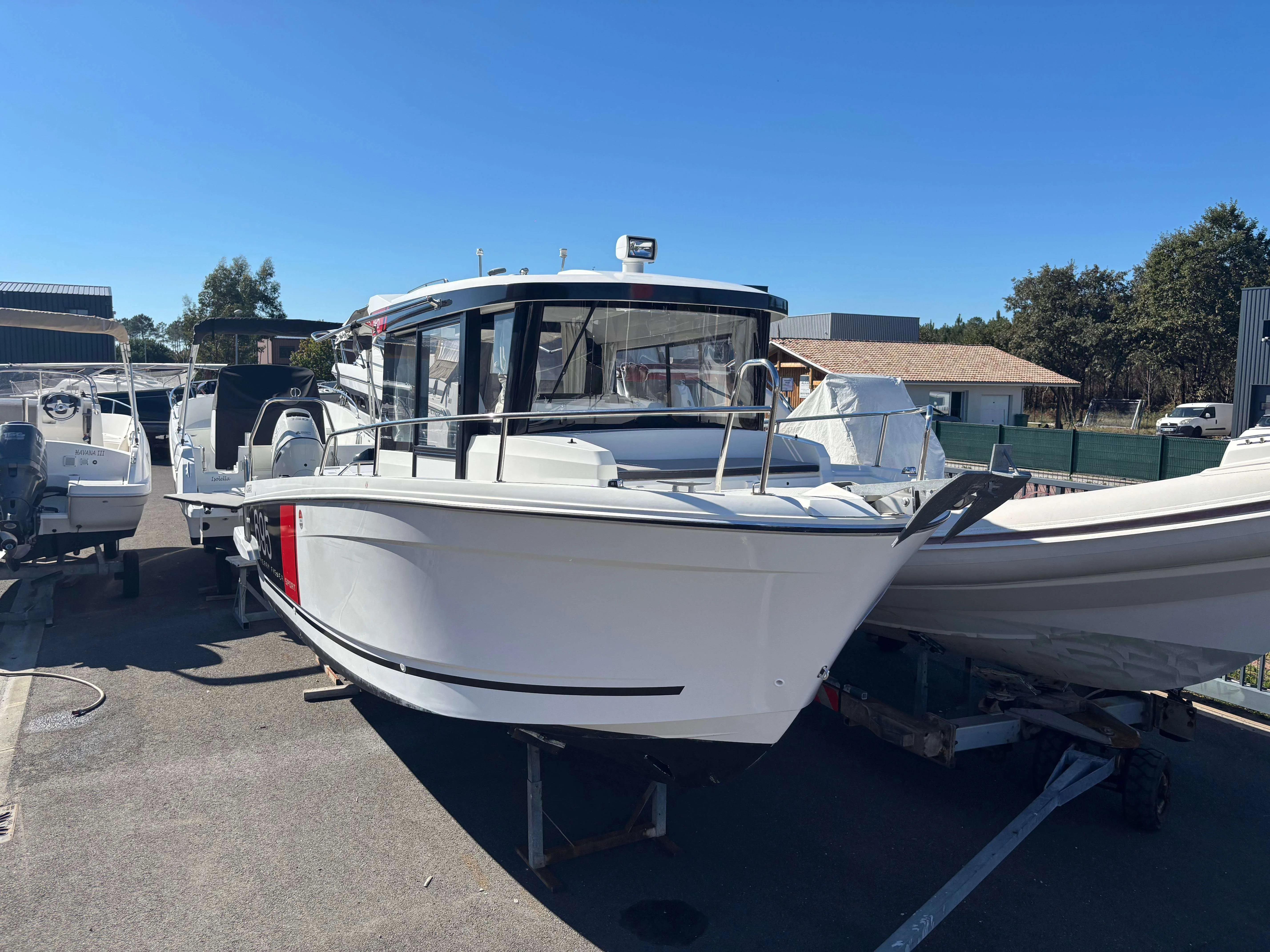 Jeanneau MERRY FISHER 695 SPORT SÉRIE 2 d'occasion - photo 1
