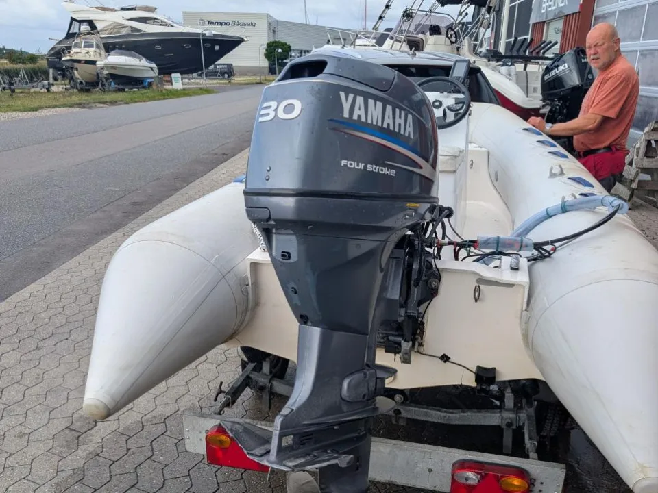 Grand Rib 3,5 m med 30 hk Yamaha used - photo 1