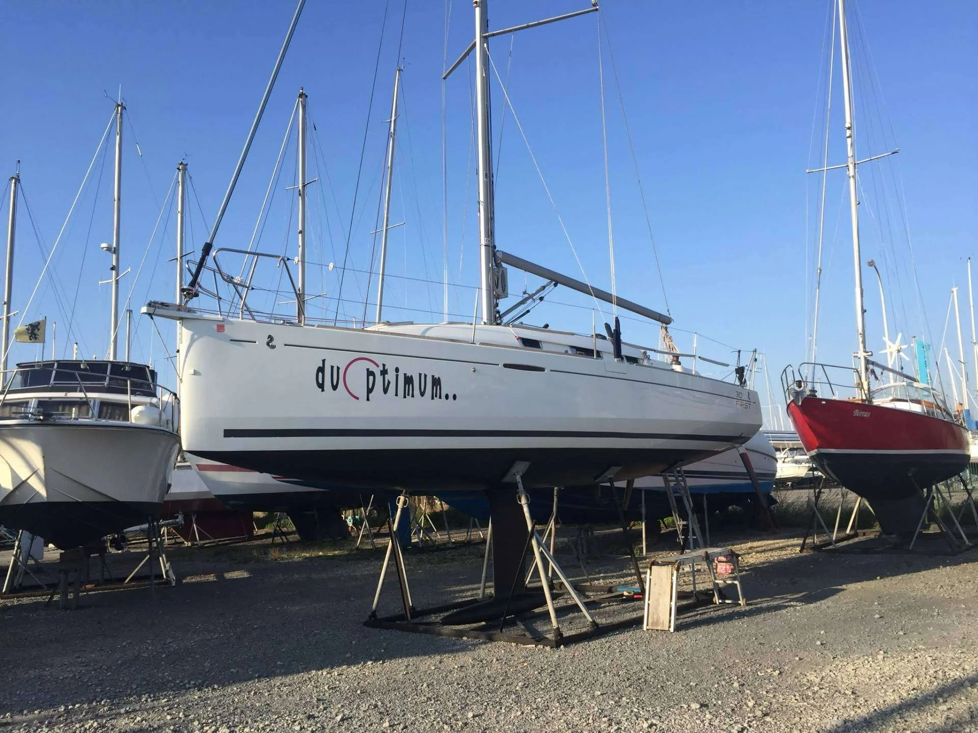 Beneteau FIRST 30 used - photo 1