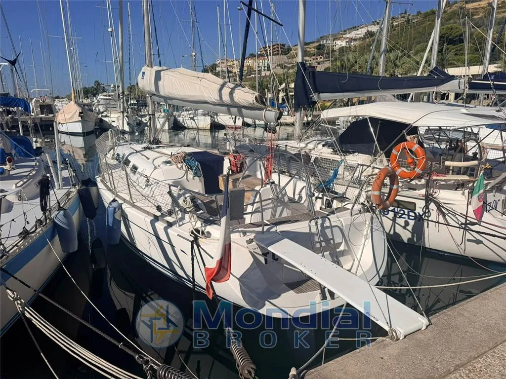 Dufour 40 Performance used - photo 1