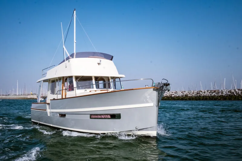Rhéa Marine 34 Trawler usato - foto 1