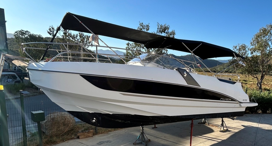Beneteau FLYER 8.8 SUNDECK usato - foto 1