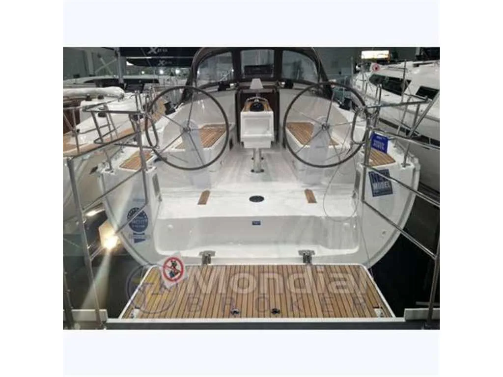 Bavaria Yachts Bavaria 37 cruise used - photo 1 Bavaria Yachts Bavaria 37 cruise used - photo 1