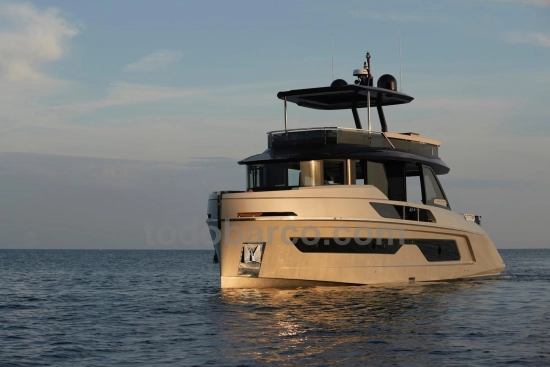 Explorer 62 used - photo 1