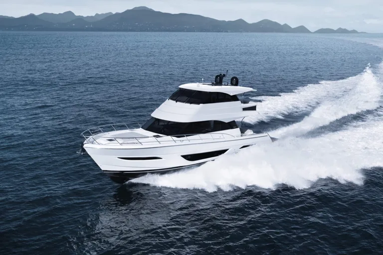 Maritimo M60
