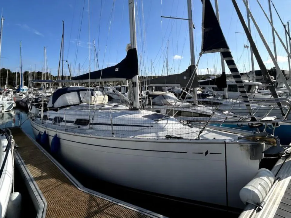 Bavaria Yachts 30 Cruiser used - photo 1