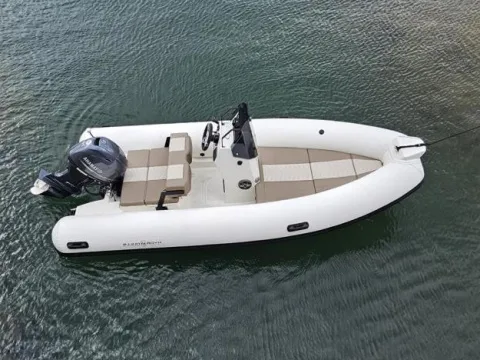 Hydrohulls HH5 usato - foto 1