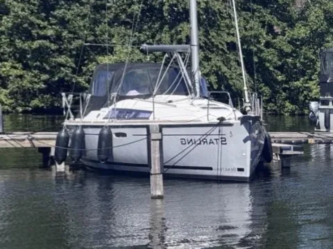 Beneteau Oceanis 31 SE usato - foto 1