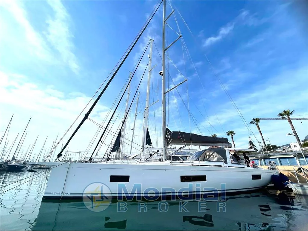 Beneteau Oceanis Yacht 54 usato - foto 1