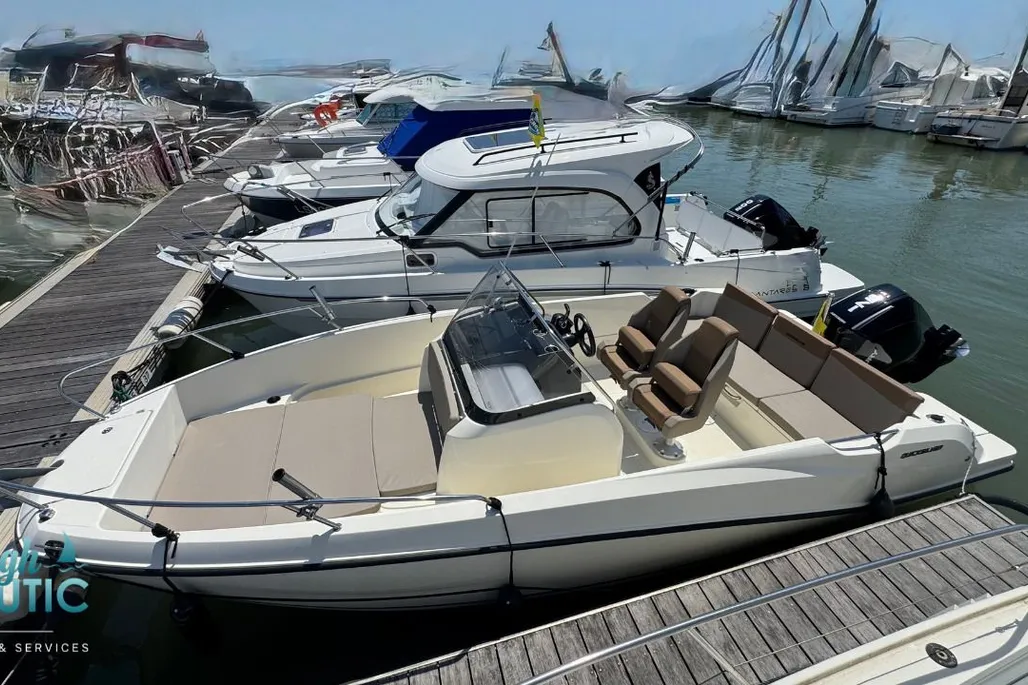 Quicksilver Activ 675 Open gebraucht - Foto 1