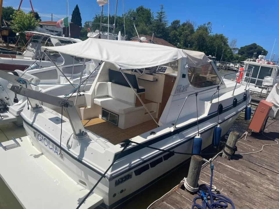 Azimut AZ 28 usato - foto 1