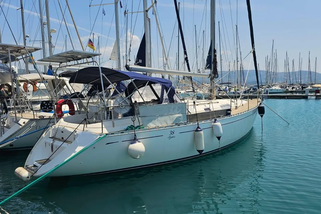 Dufour 38 Classic gebraucht - Foto 1