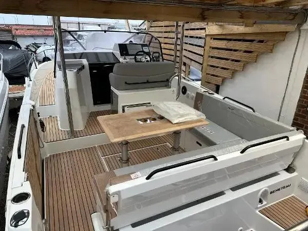 Beneteau Flyer 9 sundeck d'occasion - photo 1 Beneteau Flyer 9 sundeck d'occasion - photo 1