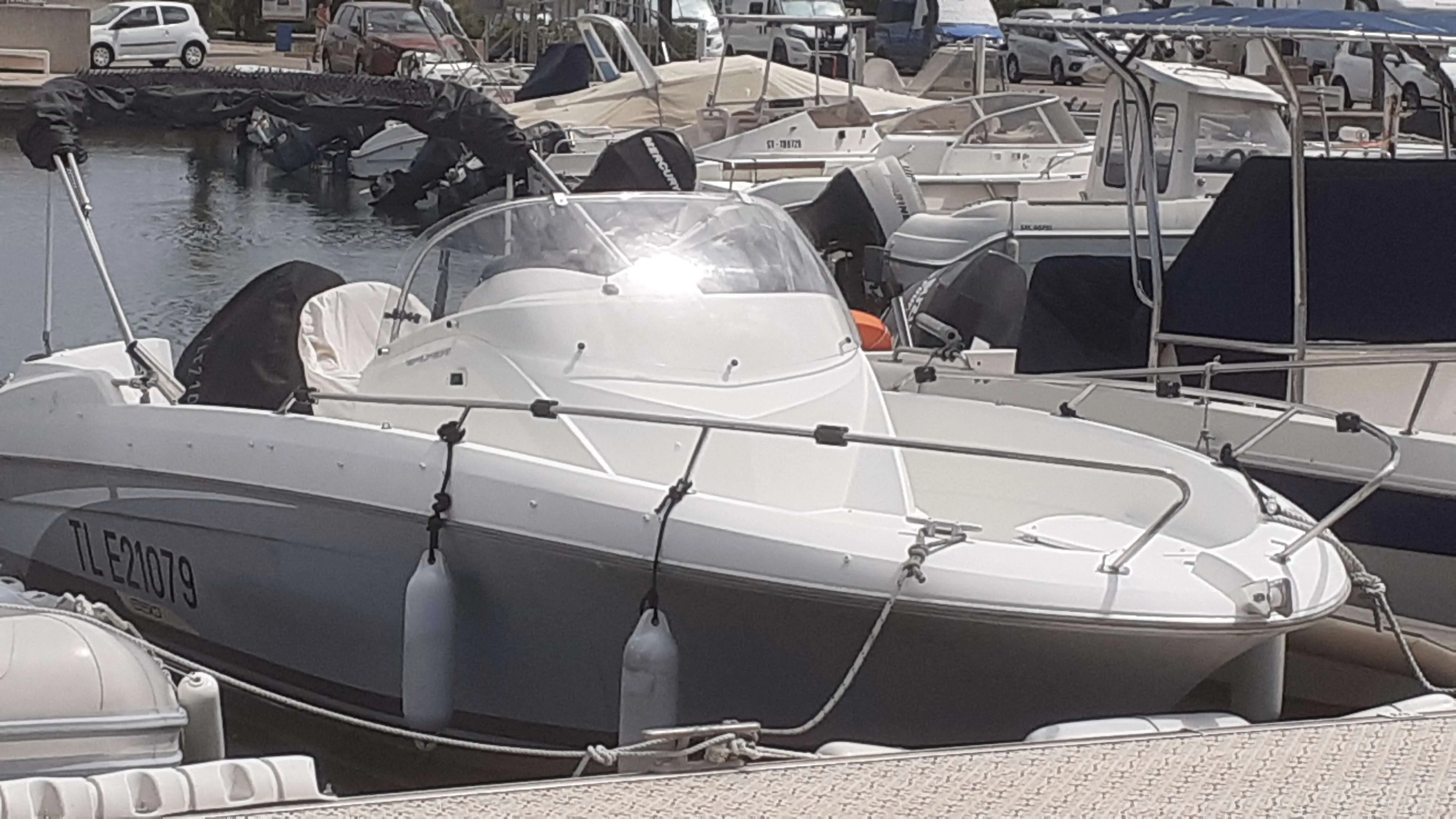 Beneteau FLYER 650 OPEN SÉRIE 2 usato - foto 1