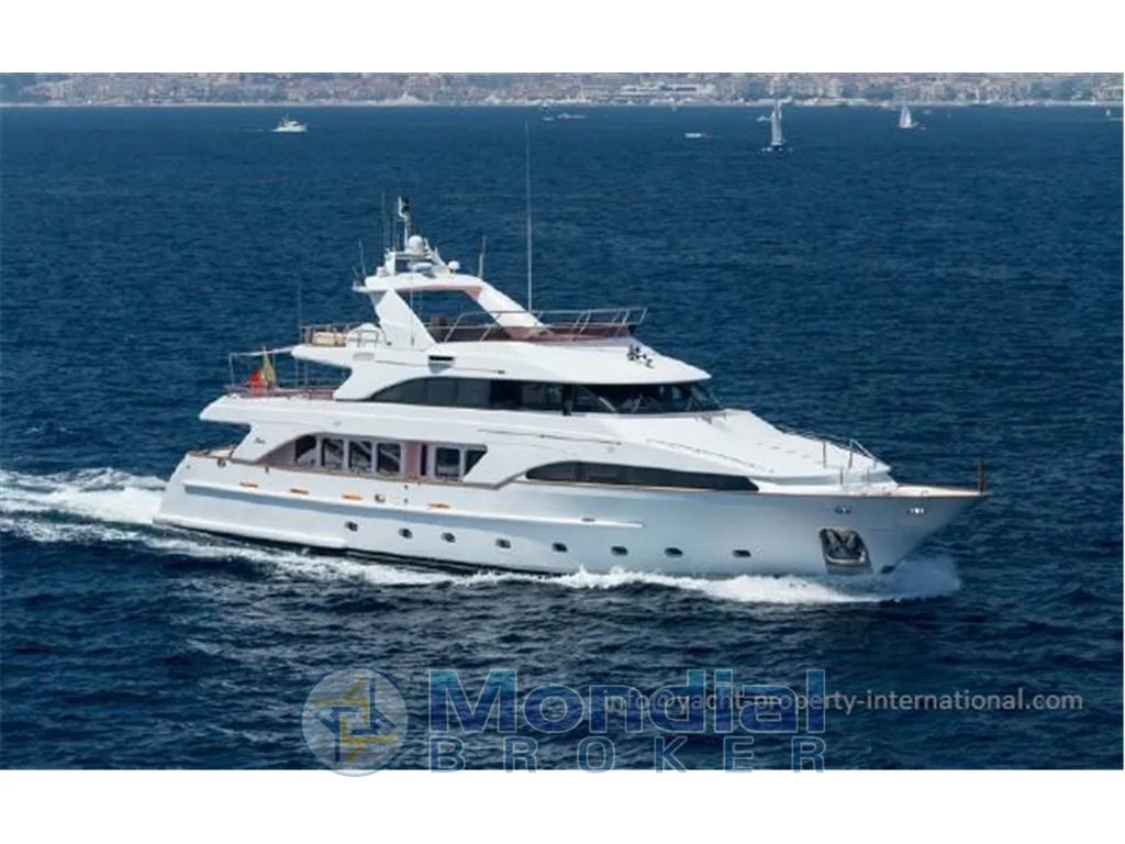 Benetti Classic 115 usato - foto 1