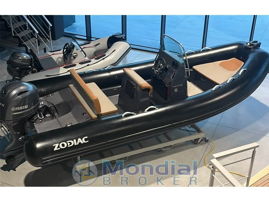 ZODIAC Medline 5.8 d'occasion - photo 1