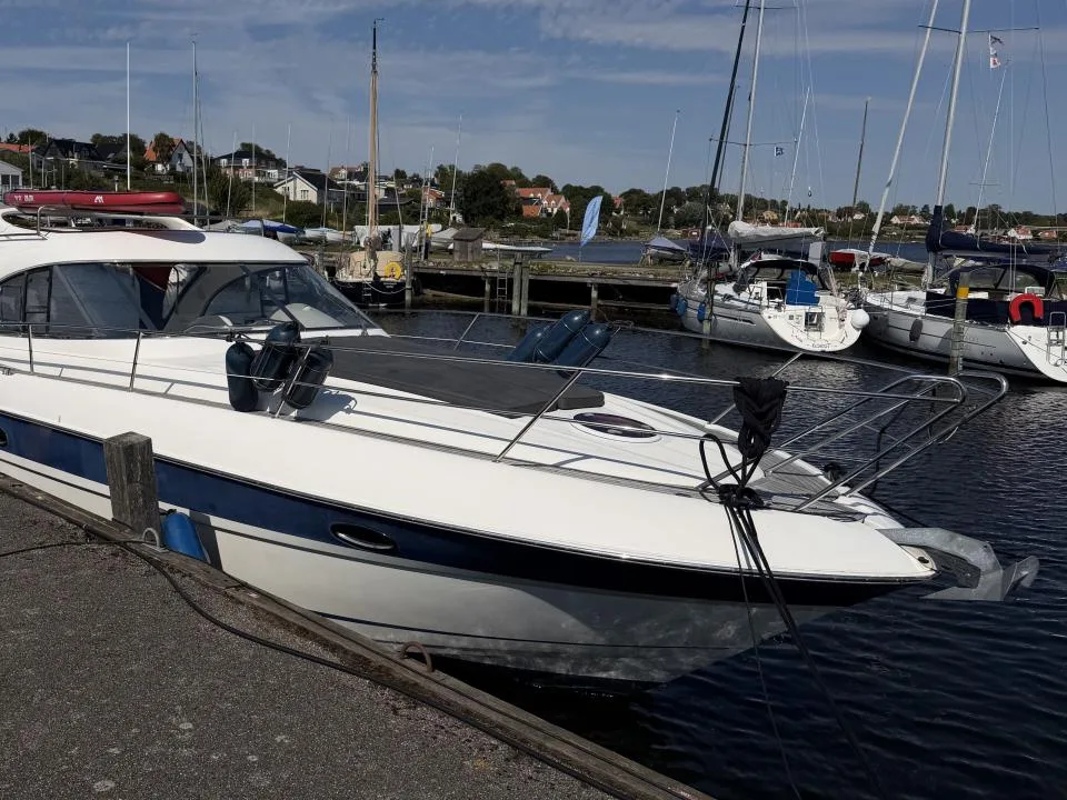 Bavaria Yachts 35 Hard Top used - photo 1