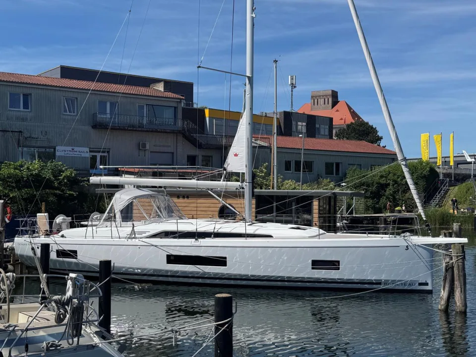 Beneteau Oceanis 47 usato - foto 1