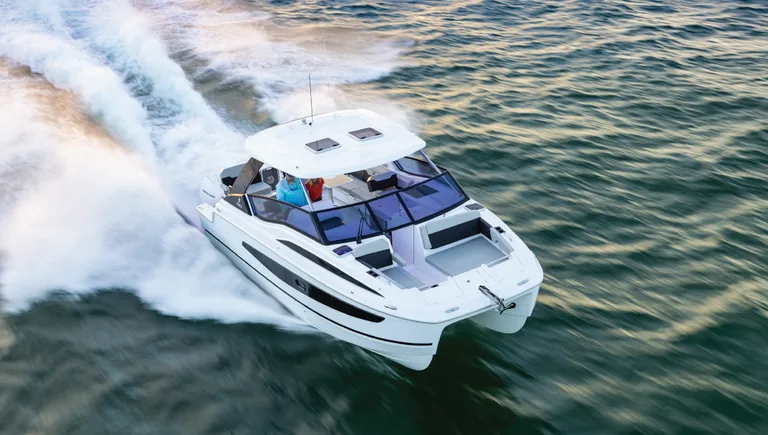 Aquila 32 Sport