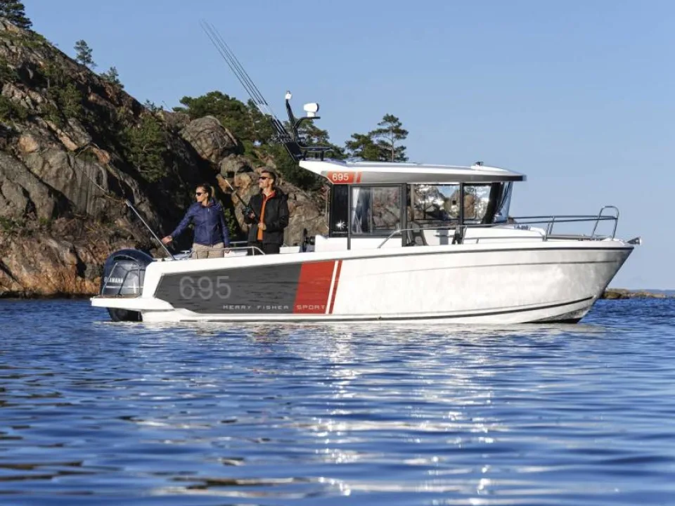 Jeanneau 695 Merry Fisher Sport gebraucht - Foto 1
