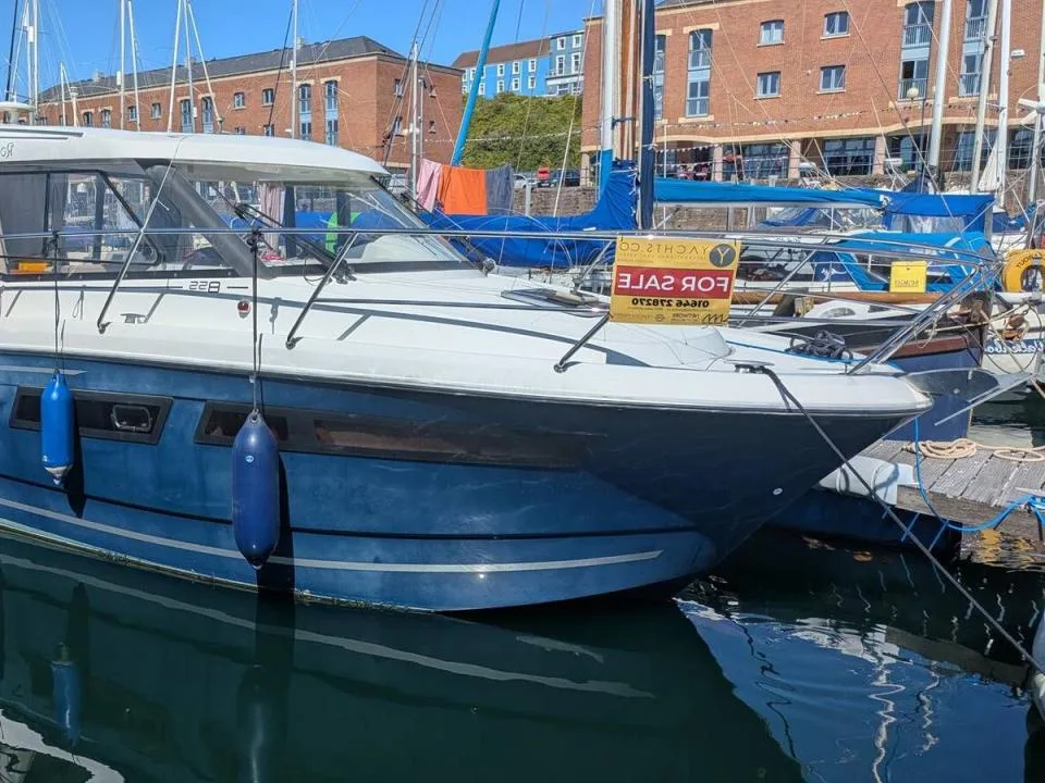 Jeanneau Merry Fisher 855 used - photo 1