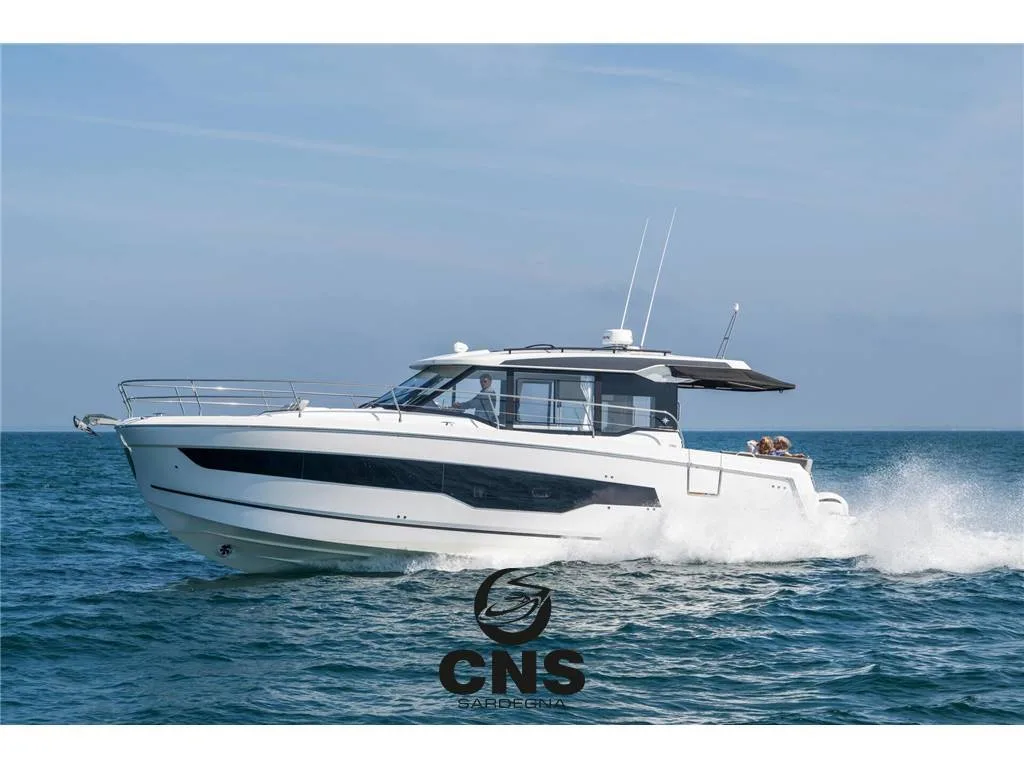 Jeanneau MERRY FISHER 1295 Coupé usato - foto 1 Jeanneau MERRY FISHER 1295 Coupé usato - foto 1