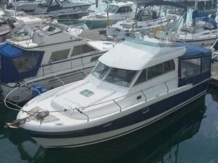 Beneteau Antares 10.80 usato - foto 1