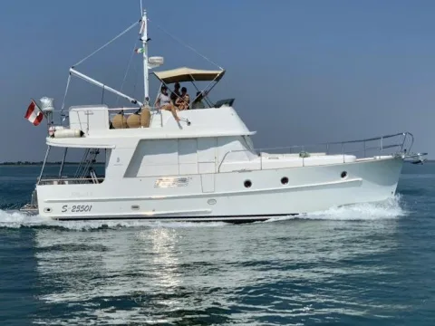 Beneteau Swift Trawler 42 d'occasion - photo 1