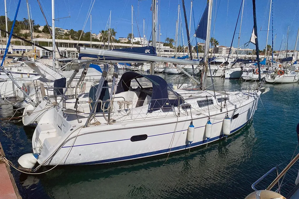Hunter 356 used - photo 1