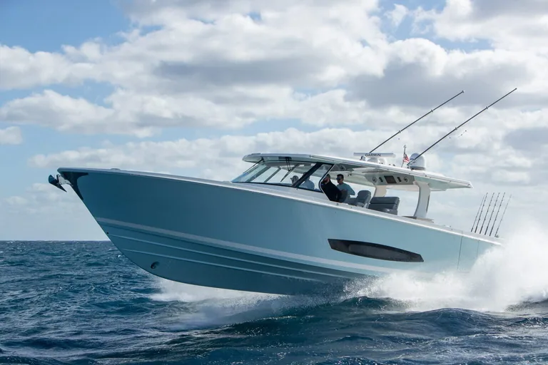 Regal Boats 50 SAV