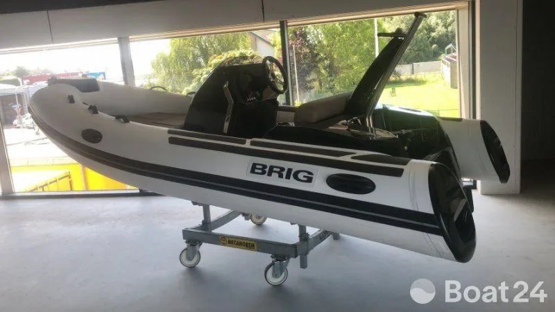Brig Inflatable Boats Eagle 4 wit valmex zwarte hull used - photo 1