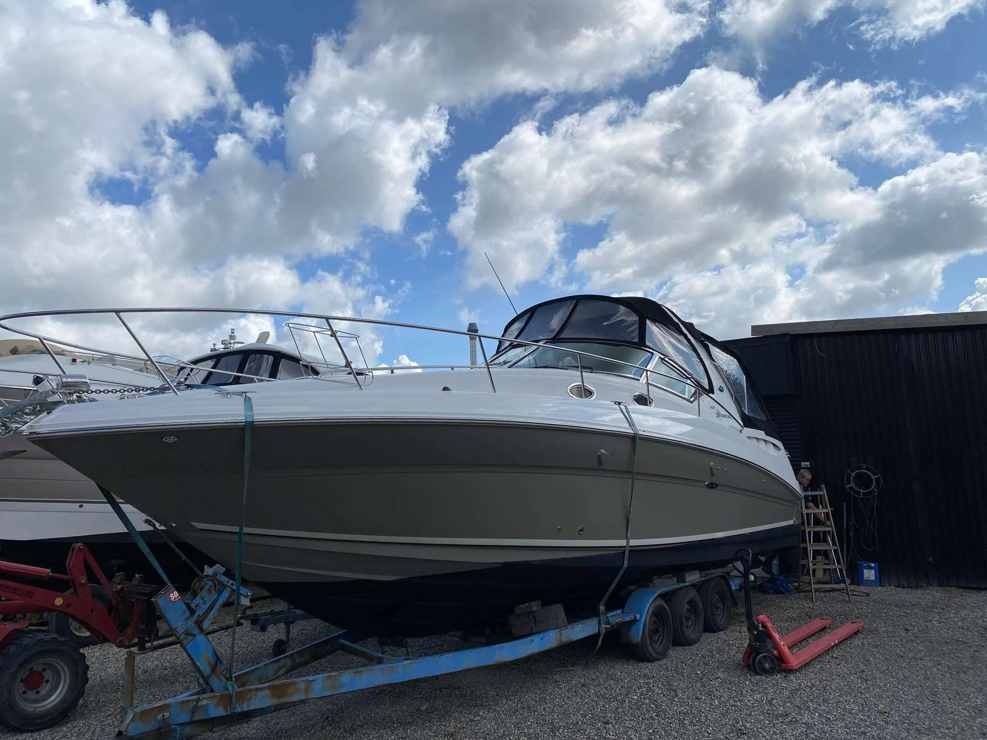 Sea Ray SUNDANCER 355 gebraucht - Foto 1
