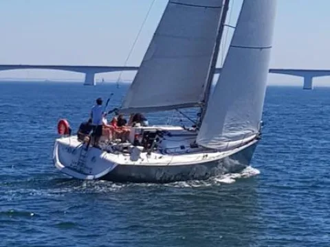 Beneteau First 40.7 used - photo 1