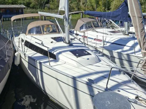 Bavaria Yachts Cruiser 33 used - photo 1