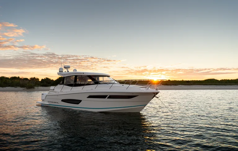 Regal Boats 38 XO