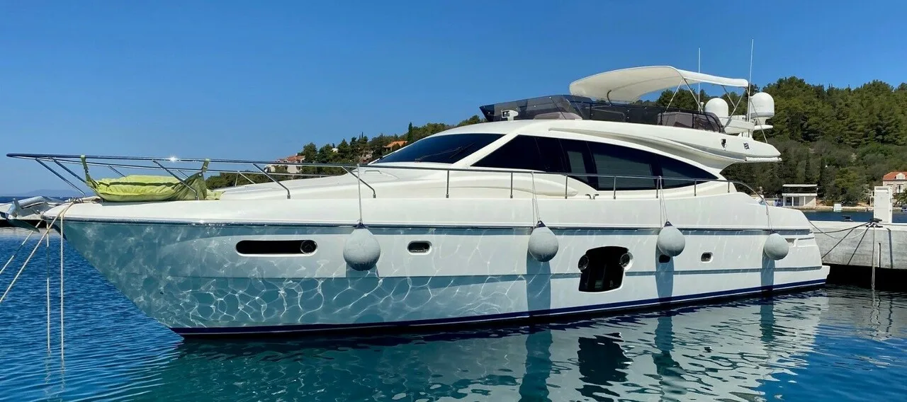Ferretti Yachts Ferretti 592 Fly used - photo 1