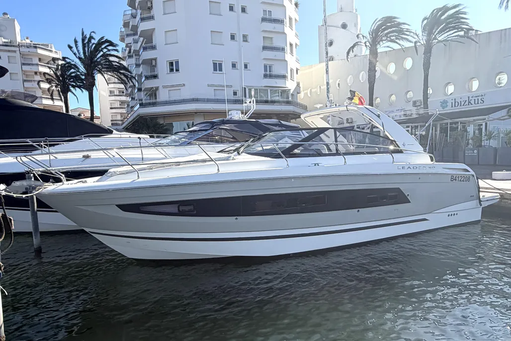 Jeanneau Leader 40 used - photo 1