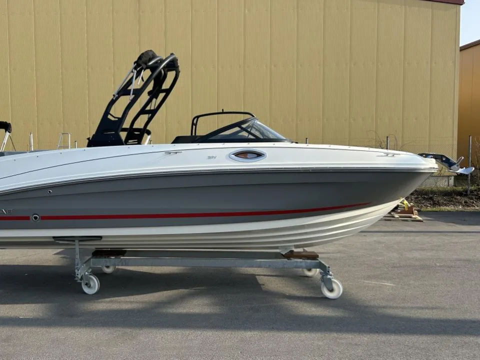 Bayliner VR 6 E gebraucht - Foto 1