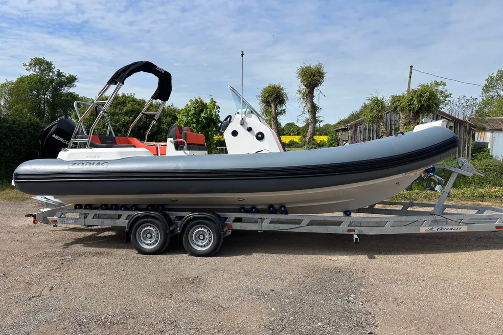 Zodiac Medline 6.8 used - photo 1