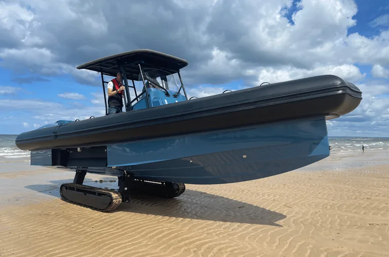 Iguana Yachts Iguana Knight