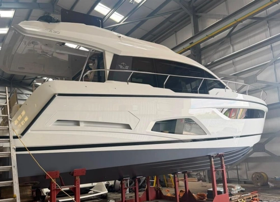 Sealine F430 usato - foto 1