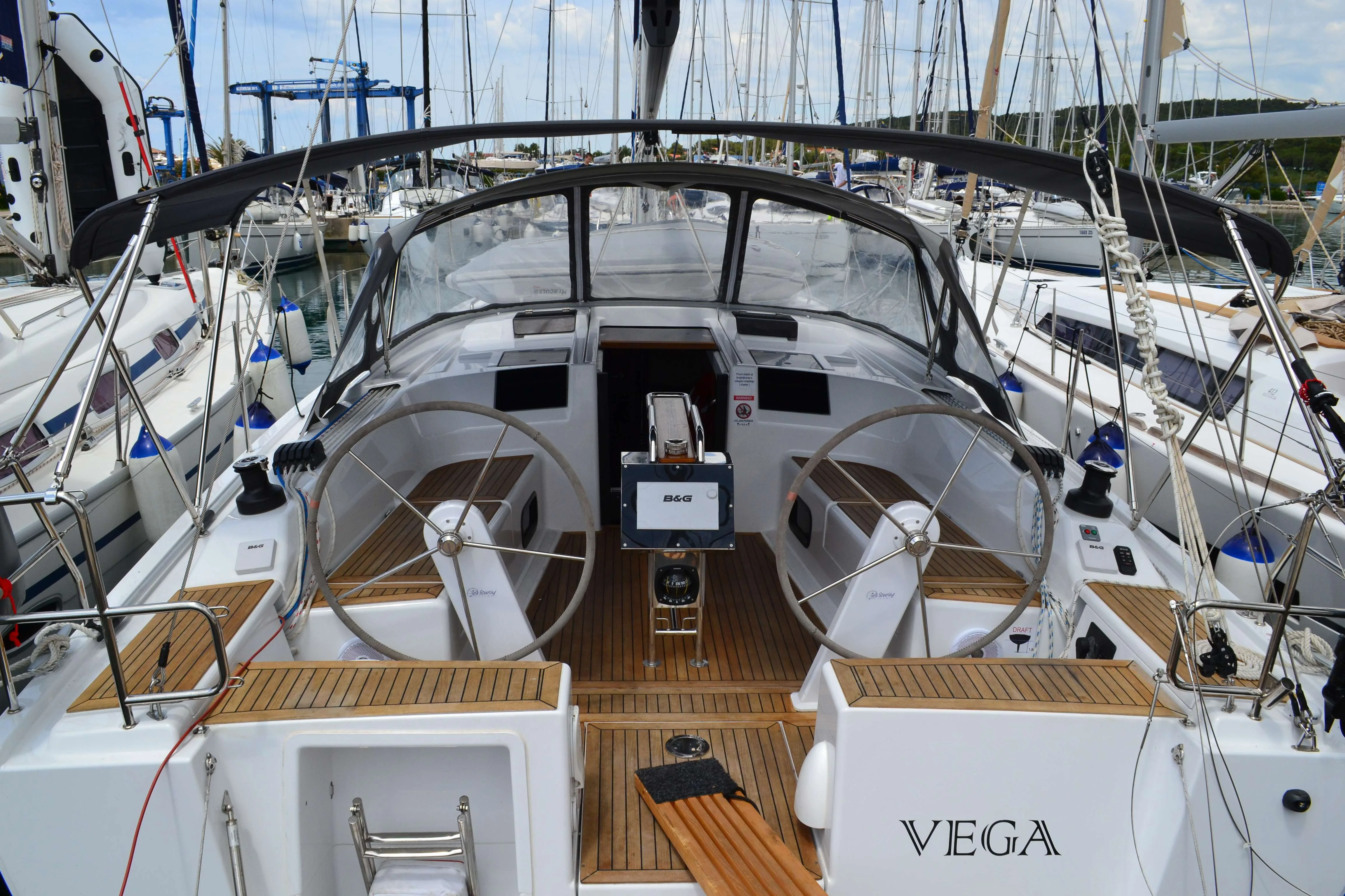 Hanse 415 gebraucht - Foto 1