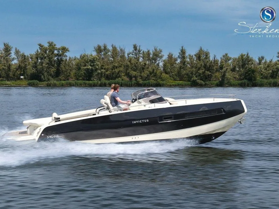 Invictus 280 GT used - photo 1
