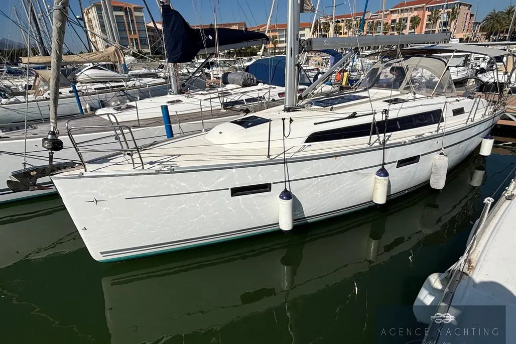 Bavaria Yachts Cruiser 37 used - photo 1