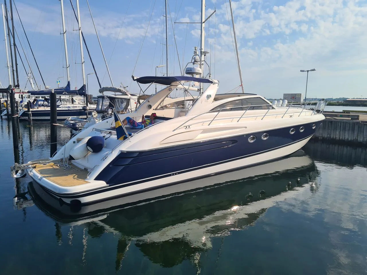 Princess Yachts Princess V55 used - photo 1